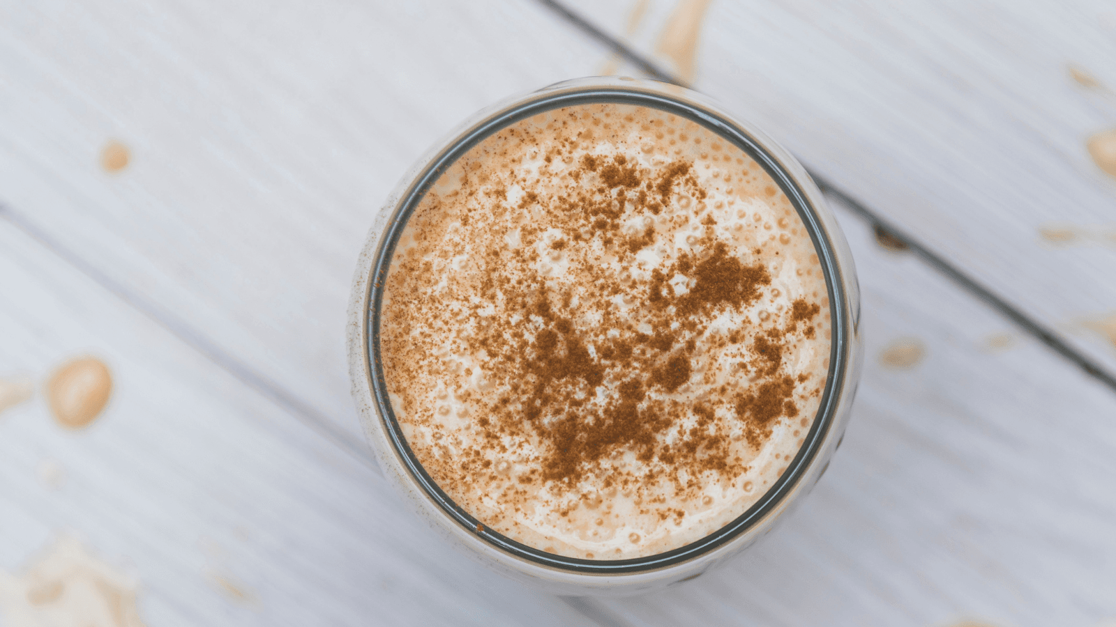 5 Fall-Inspired Hot Drinks to Cozy Up With - brown sugar and cinnamon oat milk latte